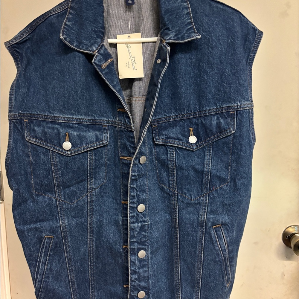 NWT Universal Thread Blue Denim Vest